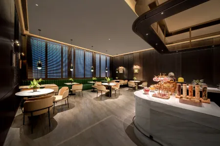 Qiqihar Yufeng Hotel (Qiqihar Railway Station) Отели рядом с достопримечательностью «Qiqihar University Middle Area»