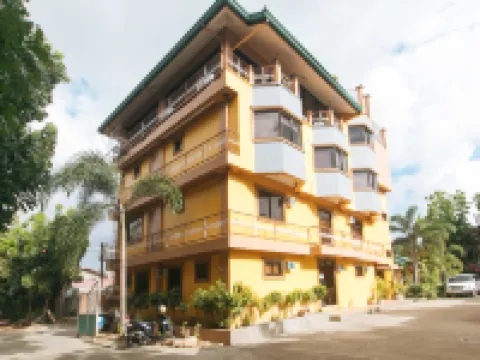 RedDoorz @ Farm Side Hotel Laoag City Hoteles en Laoag