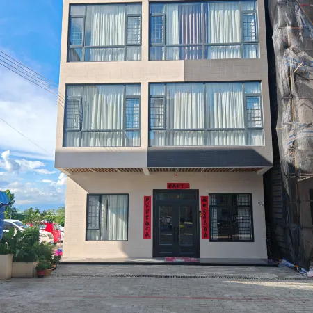 Courtyard 39