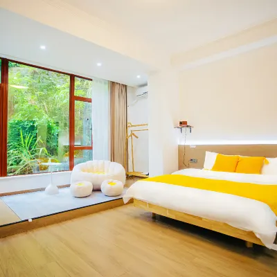 speed Hotels near Wuyuan Railway Station
