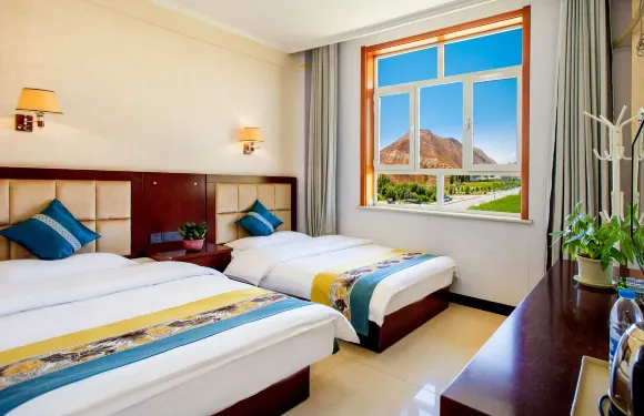 七彩丹霞瑞緣賓館