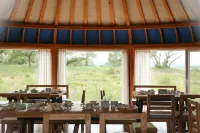 DoulegenLuxury nomad camp Hotels in Zhenglan Banner