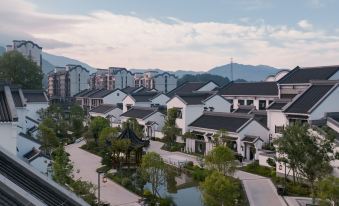 Jinjiang Renjoy Hotel