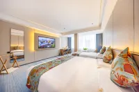 Dunhuang   Yunjing  Hotel