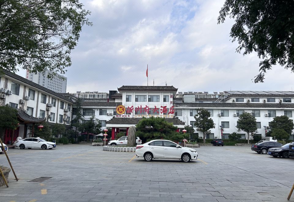 hotel overview picture