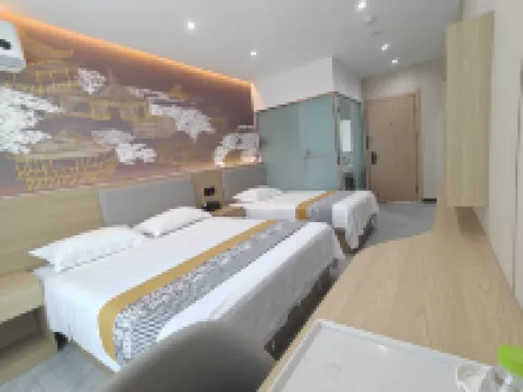 Kaide Business Hotel (Zibobei Railway Station Shandong Vocational Institute of Industry)