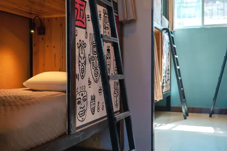 ice house younger park