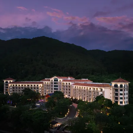 LongPo Bay Hotel