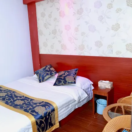Yangong Inn (Yanji Waterside Market)