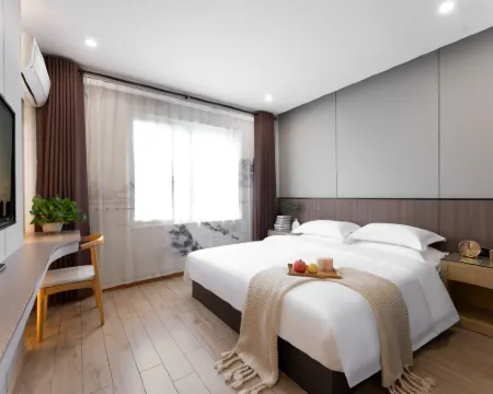 HUAXI Hotel Hotels in Luzhou