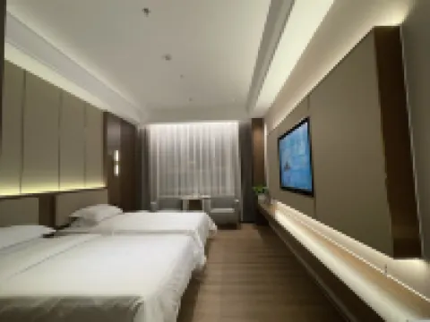 鉑曼ホテル（張家口蔚県）