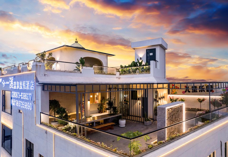 hotel overview picture