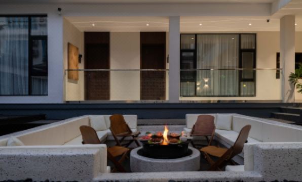 Heguli · VILLA Hidden Luxury Manju Designer Holiday Inn (South Gate Store of Dali Old City)