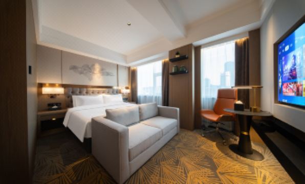 The GiorgioMorandi Hotels (Jinan Quancheng Plaza Commercial Area Daming Lake)