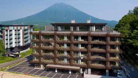 Aya Niseko Отели рядом с достопримечательностью «Hirafukogen Central Park»