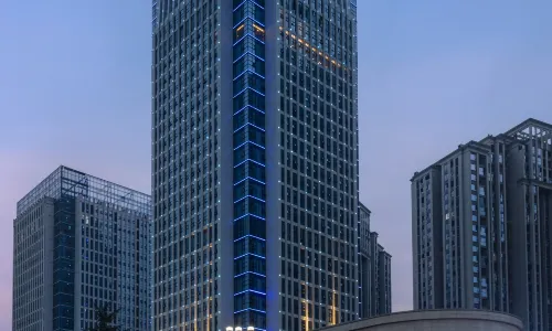 hotel lemarquis