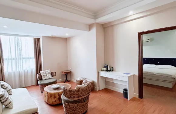 卡爾頓酒店（潮陽棉新大道店）