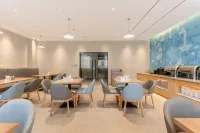 Home Inn (Huayin Huashan Scenic Area Branch)