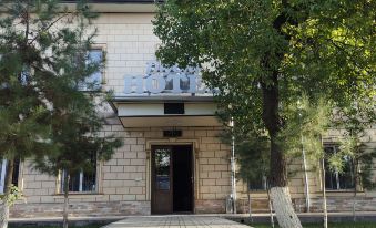 Diyora Hostel