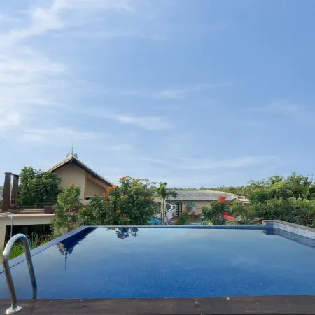 Komsan Kampot Resort
