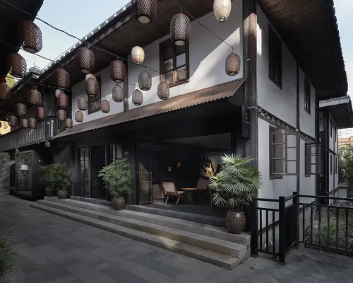 VEN SHARE Hotels near Drum Mountain