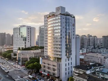 JI Hotel (Hangzhou Wulin Square Wenhui Building)