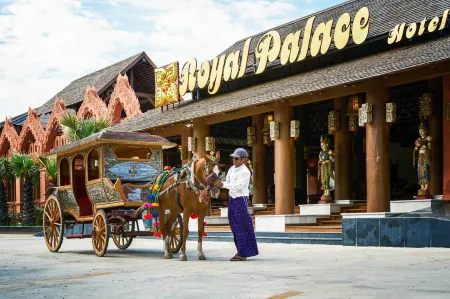 Royal Palace Hotel