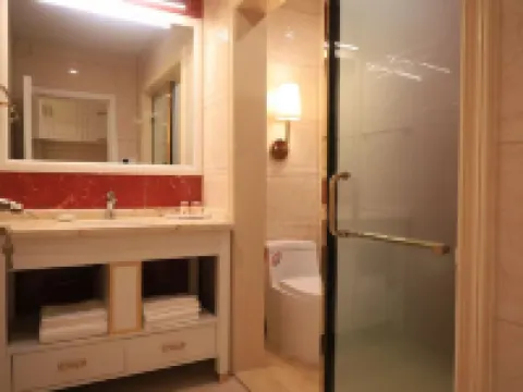 Mishan Water Palace Hotel Hotels in Mishan