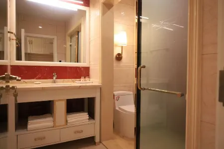 Mishan Water Palace Hotel Отели рядом со станцией Mishan Railway Station