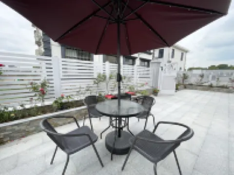 Weiman Xiangyin Homestay (Dianshanhuzhen Branch) Hotels near Liurudun Village