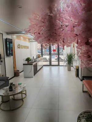 美墅智聯飯店（石嘴子濕地公園店） 惠農站附近的飯店
