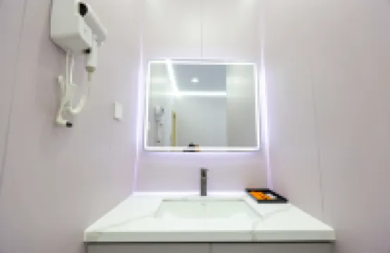 雪谷嶺山而居客棧（中國雪穀風景區）