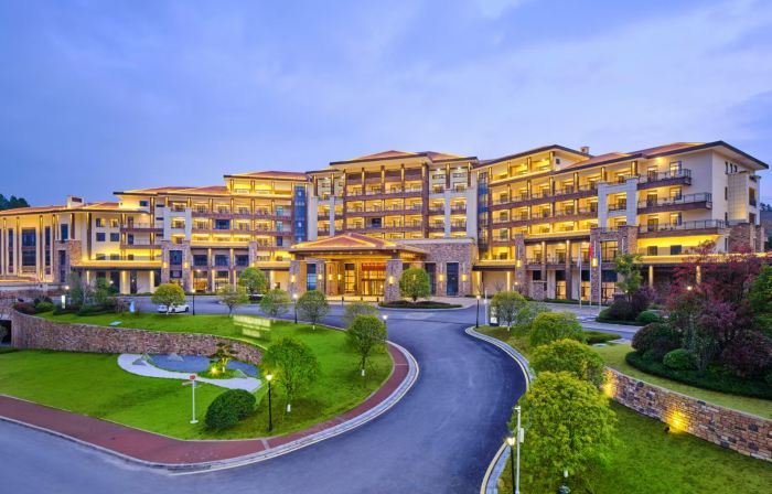 CHANG TIAN TOURISM QINLU HOT SPRING HOTEL