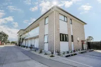 Yates Park Motel Hotels in 