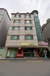 Yapee guesthouse /Hongik University Sta. .Big House.party room.Two Rooms.