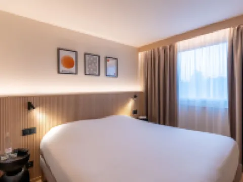 塞納河畔大飯店 上諾曼地酒店