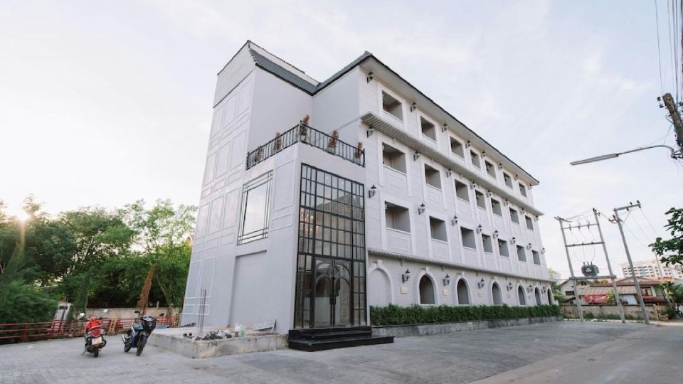 The Cape Hotel