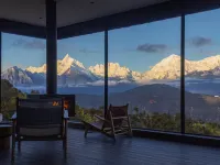 Promise of the snow mountain โรงแรมใกล้จุดชมวิวด้านบนหมอกหนา