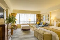 Park Tower, a Luxury Collection Hotel, Buenos Aires - Kitchens