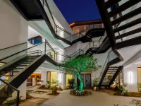 Yueshi · Yunyue Holiday Villa Designer Luxury Resort Hotel (Sunshine on Golden Mountain View Store) Hoteles cerca de Parque de la Herencia Mundial