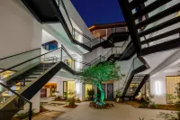 Yueshi · Yunyue Holiday Villa Designer Luxury Resort Hotel (Sunshine on Golden Mountain View Store) Hôtels à : Vieille ville de Shuhe