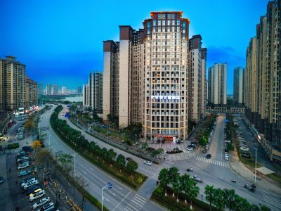 Youyi Crystal Hotel (Qinzhou Baishi Lake Park Branch)