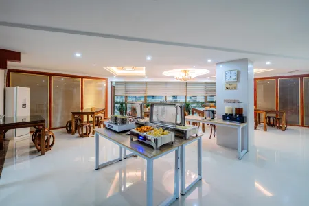 Dousheng Hotel Отели рядом с достопримечательностью «Guangdong Shenguangshan Forest Park»