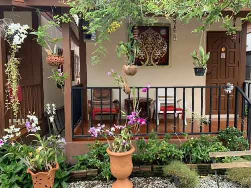 K Khang.Garden Walking Street