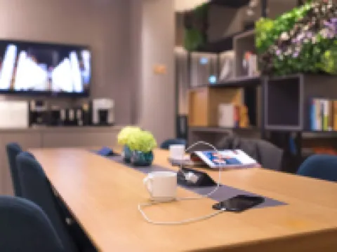 ホームイン ビジネスホテル(昌楽高速鉄道駅中百大厦） 昌楽のホテル