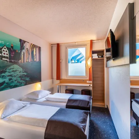 B&B HOTEL Freiburg-Nord Отели рядом с достопримечательностью «Концертный зал Фрайбурга»