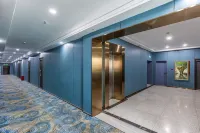Chengdu Jinyuju High-Rise Scenic Apartment (Kuanzhai Alley Wenshu Monastery)