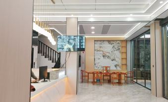 Funing Lantian Youpin Hotel