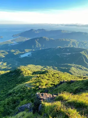 Shenzhen Fangcun Courtyard Homestay (Judiaosha Yangmeikeng Branch) Hotels near Qiniang Mountain