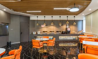 Americas Hotel Ji'an (People's Square, Jizhou District)